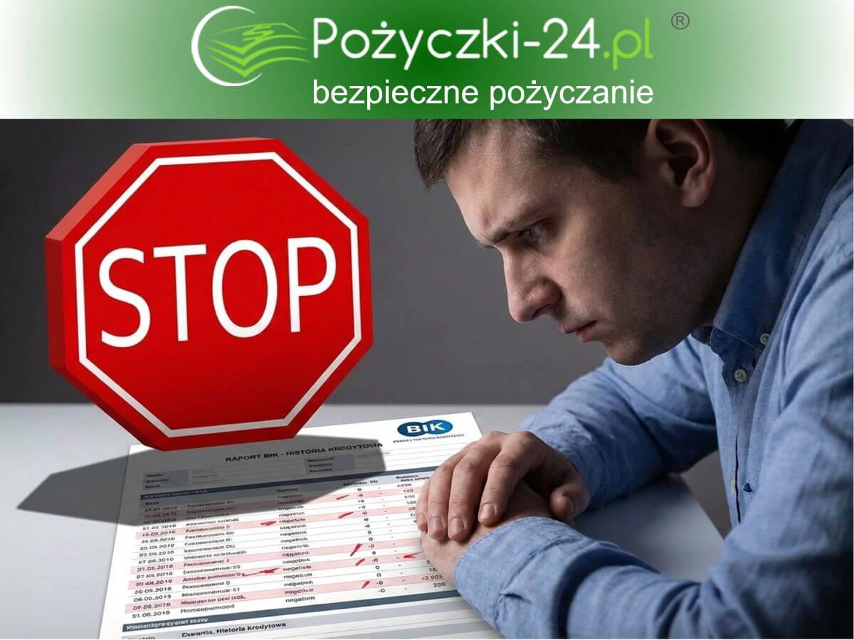 Mężczyzna analizujący raport BIK przy znaku STOP - ostrzeżenie przed zagrożeniami pożyczek bez BIK